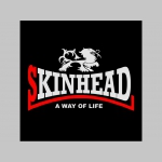 Skinhead a Way of Life  mikina s kapucou stiahnutelnou šnúrkami a klokankovým vreckom vpredu 